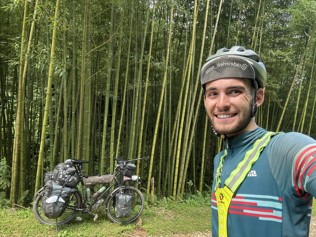 vor Bambus Plantage in Vietnam