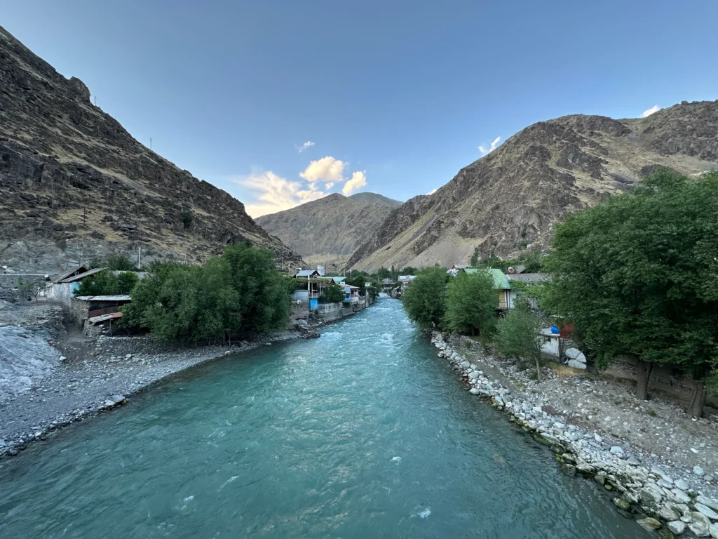 2855a87f 4afd 47ce 81c7 5b11f349ee22