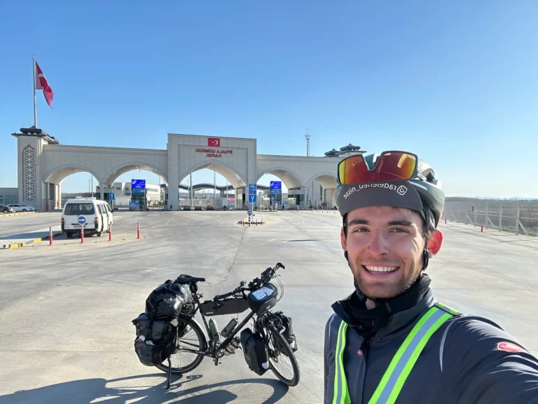 3c80ef82 f66f 4828 8a6a 7376bb8af68b