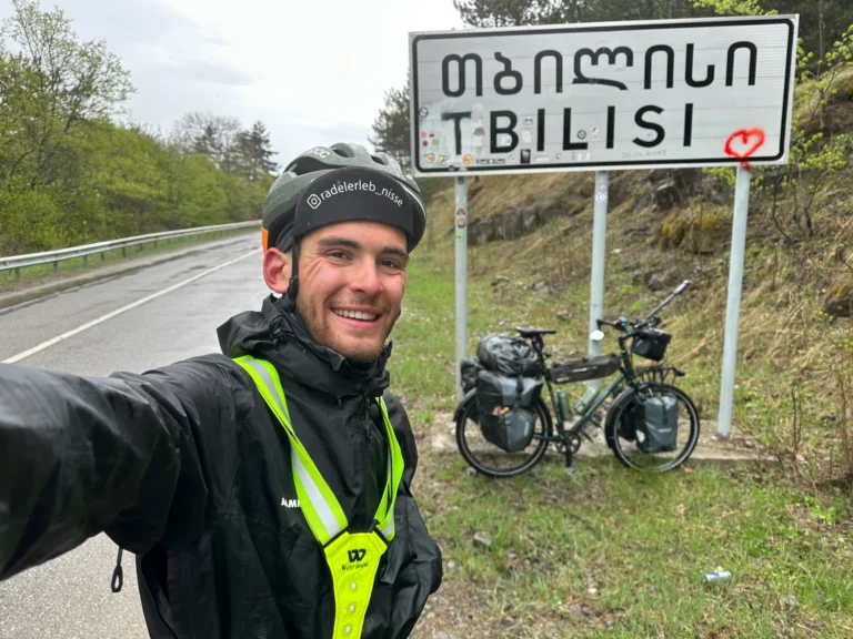 3eb5a3b0 6b14 452c 9998 e440c6188323