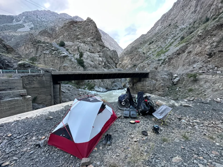 4b1bd69f 9d8c 4647 8dbe b82bae257d53