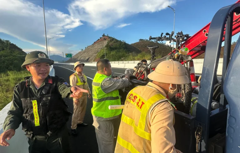 ab44f21e d9c8 4446 823b bb441a144549