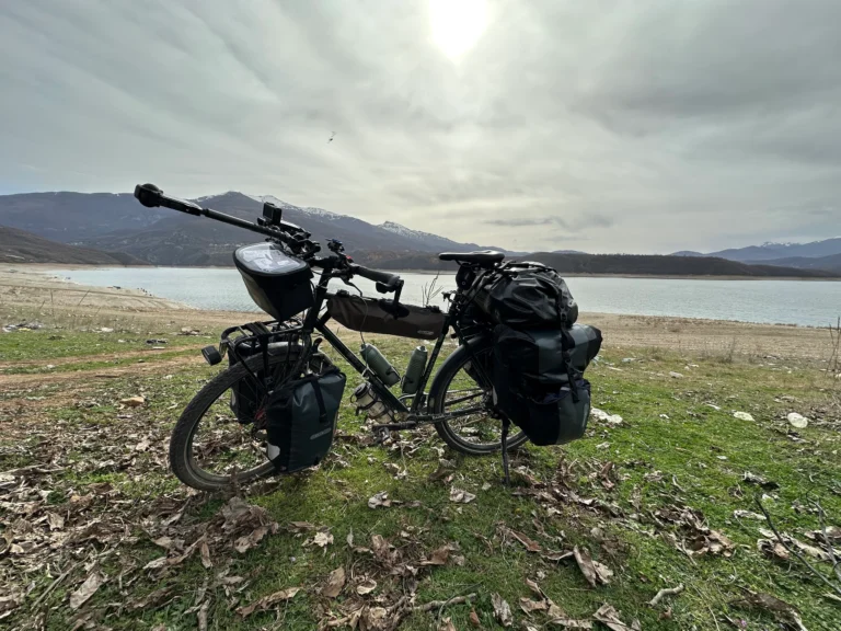 b4e302d3 0ead 4903 95dd 5e86e173d77d