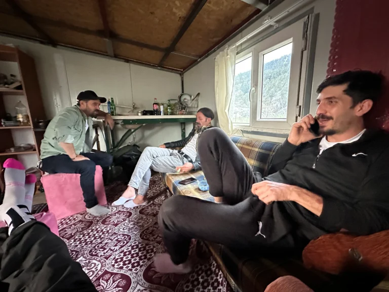 ccea6fb2 6bf2 442a b0f3 5d65432bb44c