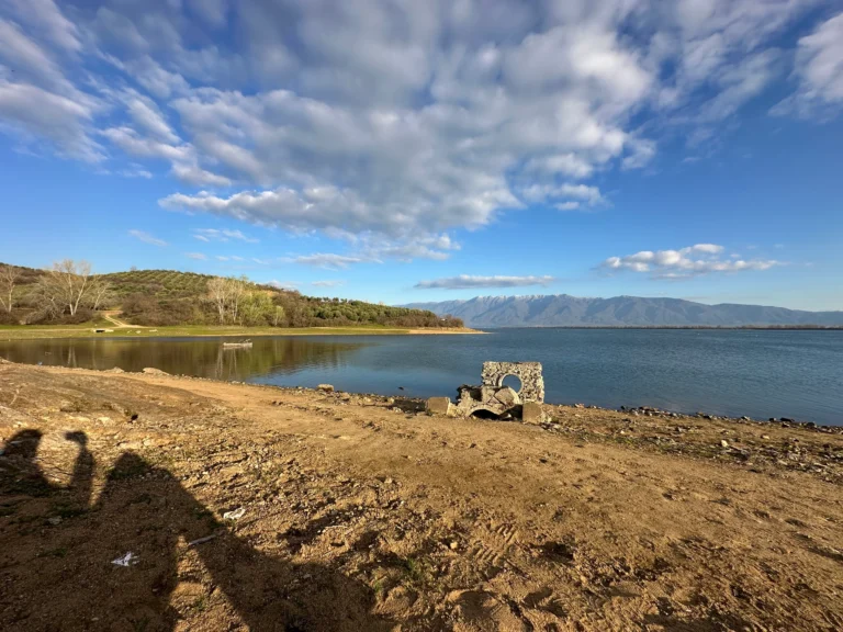 d9be2794 8f72 4198 9733 d84a9f93e3b5