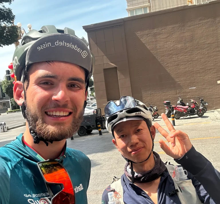 f4273be4 2da1 4178 8fd0 d787bf49cbc3